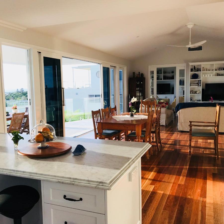 Jetty Splendour Guest Bedroom With Bathroom En-Suite B'Nb Coffs Harbour Exteriör bild